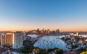 North Sydney Harbourview Hotel